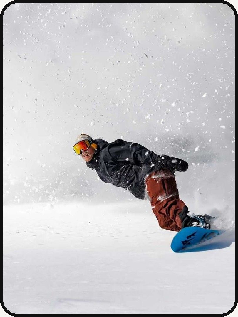 Snowboardkjøring i pudder