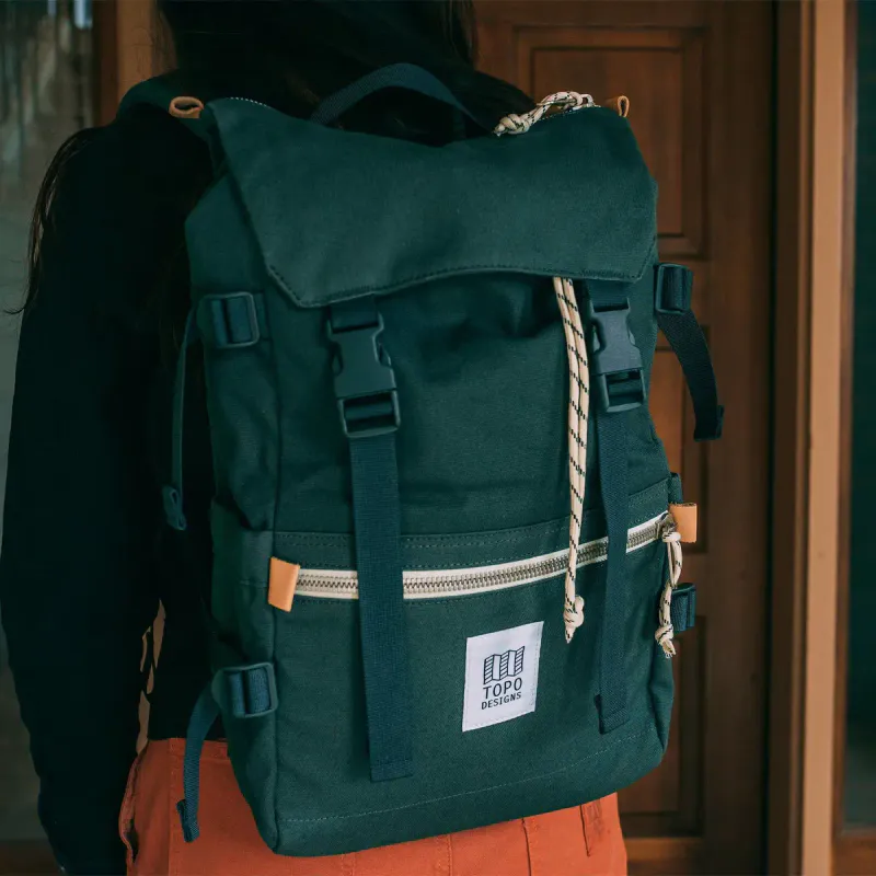 Topo  Rover Pack Classic  Black Canvas